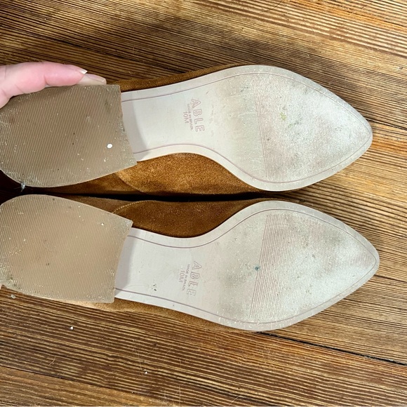 ABLE | Lizbeth Cognac suede loafers - Picture 3 of 3